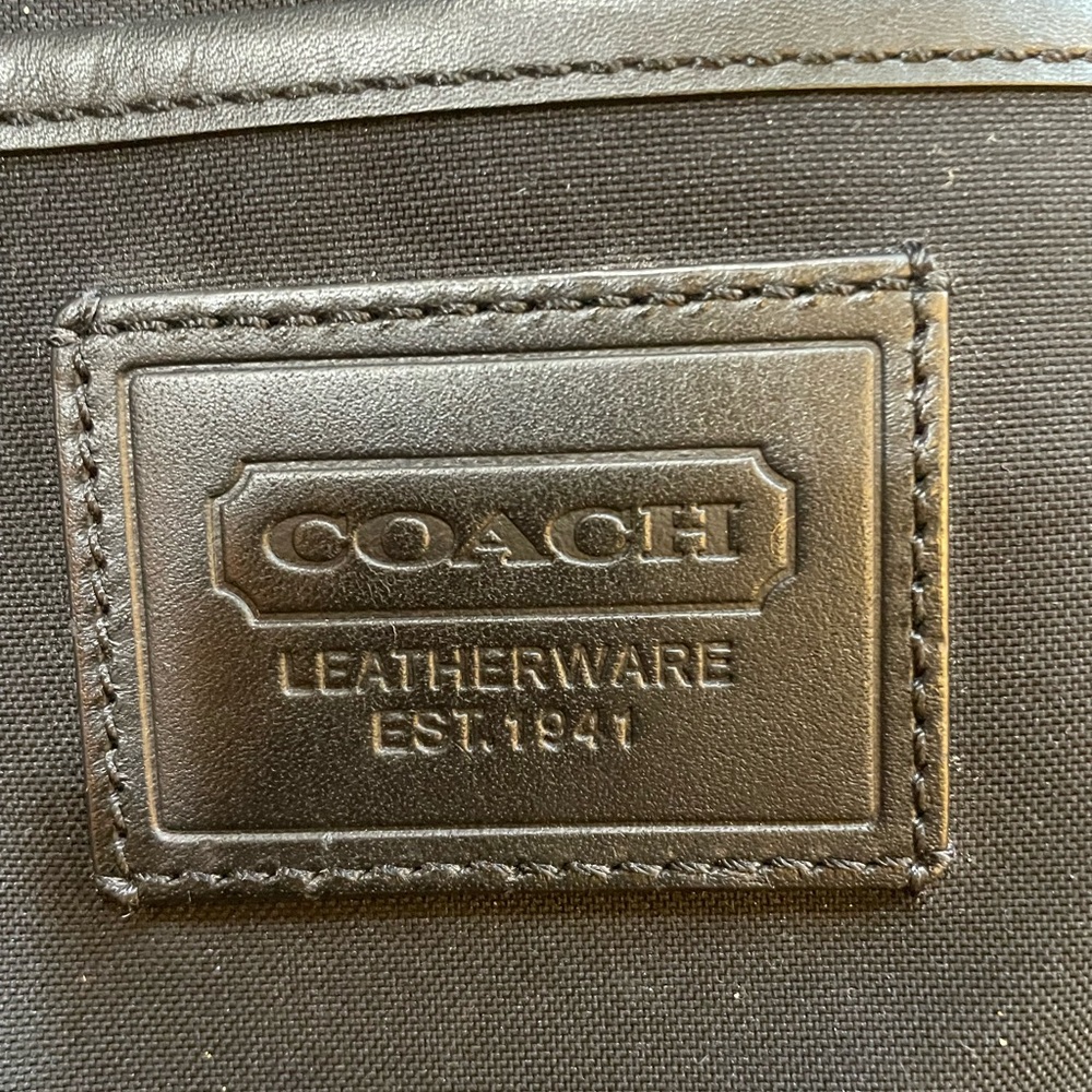 Coach Large Tote - Picture 4 of 6
